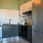 Too Coool 1 Bedroom Coralli *