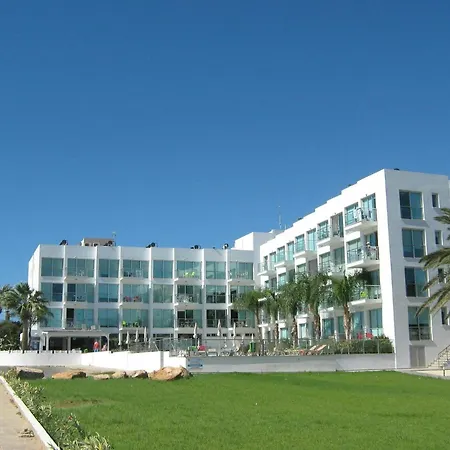 Too Coool Coralli Apartment *