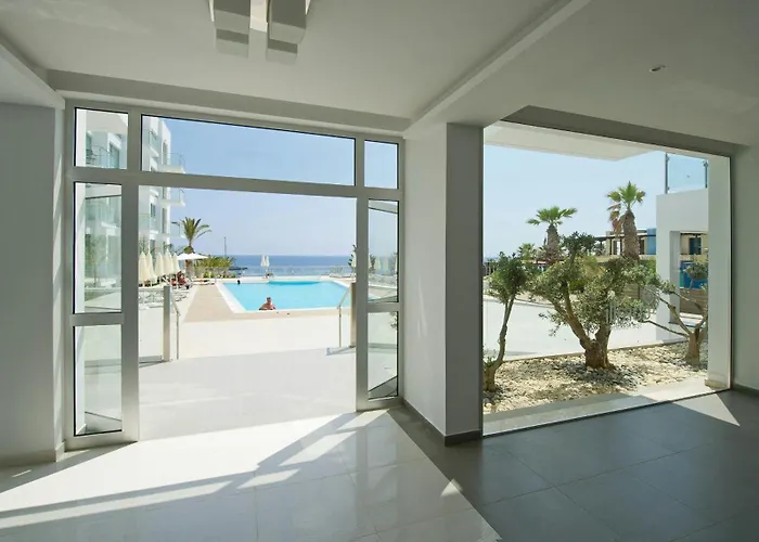 Too Coool 1 Bedroom Coralli アパート プロタラス