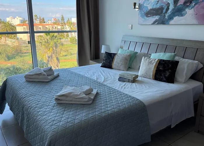 Too Coool 1 Bedroom Coralli プロタラス